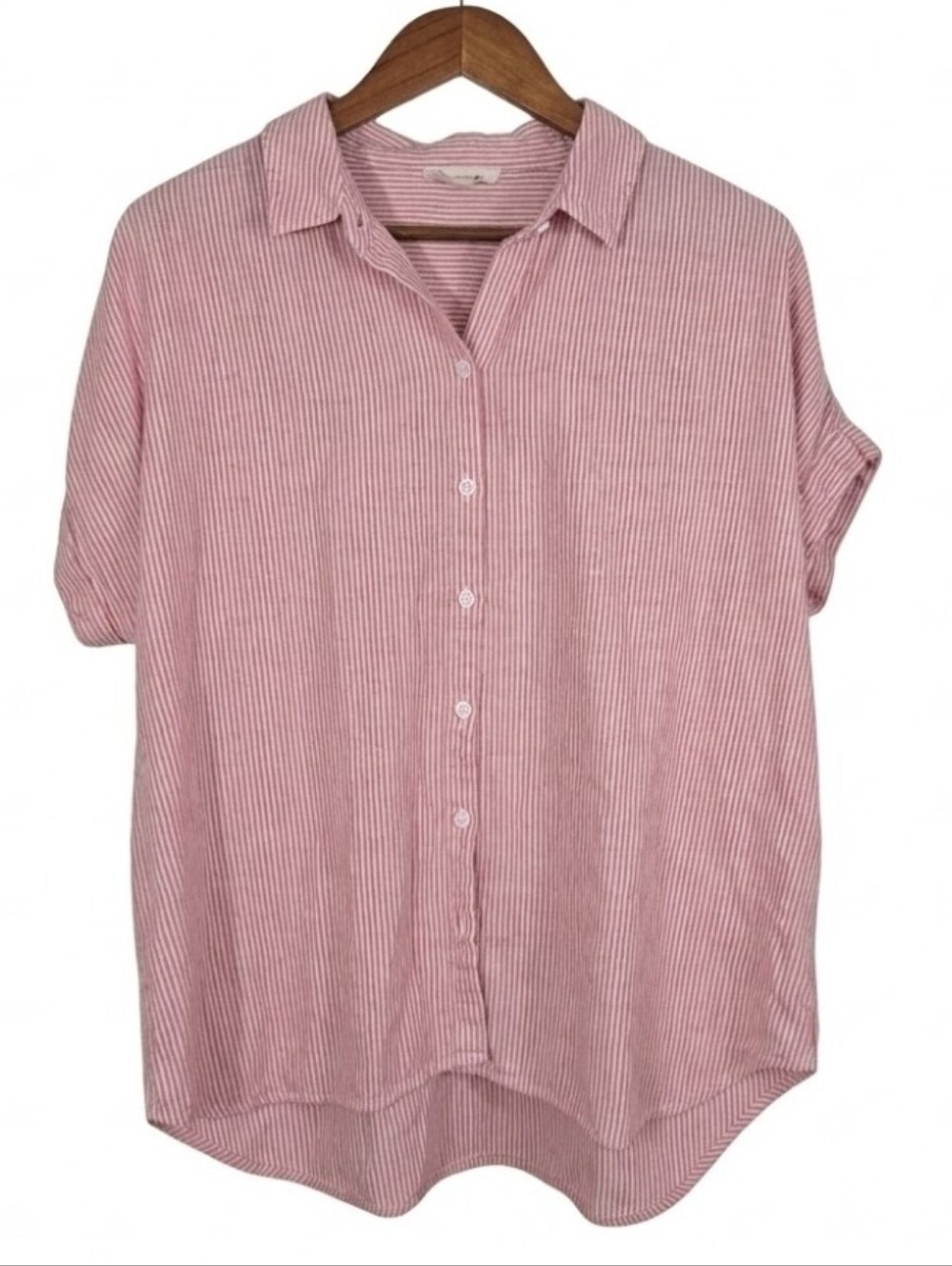 beachlunchlounge linen blend button down